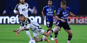Lance da partida entre Independiente del Valle e Atlético-MG