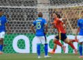 Momento do gol da Espanha contra o Brasil