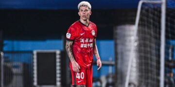 Bruno Nazário em jogo na China
