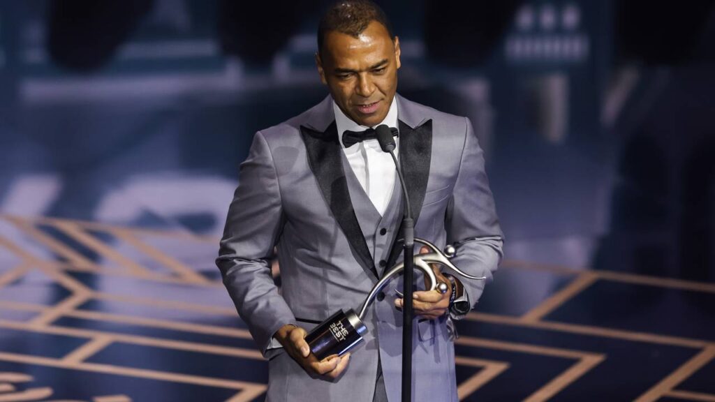 Cafu e a história que faz dele um ídolo do futebol brasileiro