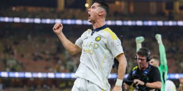 Cristiano Ronaldo comemorando pelo Al-Nassr