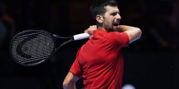 Djokovic durante jogo de tênis