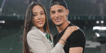 Mulher de Antony Santos prova que amor adolescente pode atravessar décadas