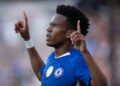 Estevão comemorando gol pelo Chelsea