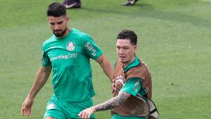 Flaco López e Aníbal Moreno em treino do Palmeiras