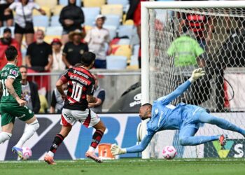 Lance do jogo entre Flamengo e Palmeiras