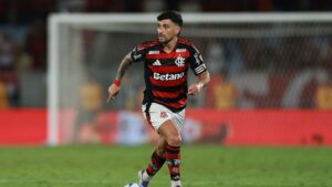 Arrascaeta em ação pelo Flamengo