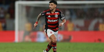 Arrascaeta em ação pelo Flamengo