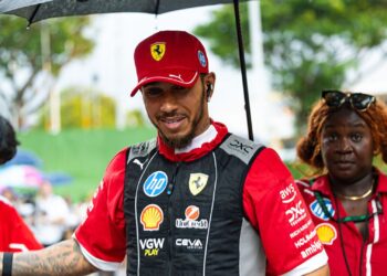 Hamilton parece ter boa relação na Ferrari