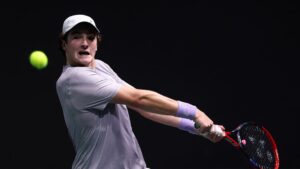 João Fonseca em ação em Paris