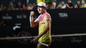 João Fonseca disputará o Rio Open novamente.