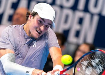 João Fonseca em estreia no ATP de Bruxelas