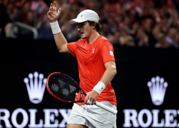 João Fonseca disputando a Laver Cup