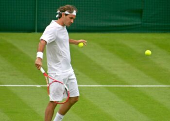 Jogador profissional de tênis Roger Federer - Créditos: depositphotos.com / quackersnaps