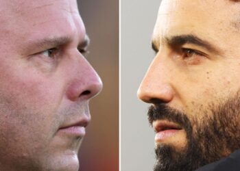 Fotos dos treinadores de Liverpool e Manchester United