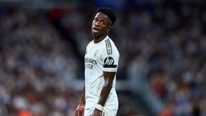 Mansão de Vini Jr em Madri pega fogo