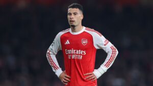 Gabriel Martinelli em jogo do Arsenal