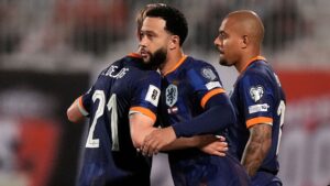 Memphis Depay em jogo da Holanda