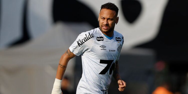 Neymar participou do lançamento da novidade