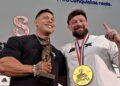 Ramon Dino ao lado do treinador Fabrício Pacholok - (Crédito: Wallacy Ferrari/SportBuzz)