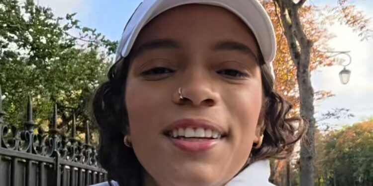 Rayssa Leal conversou com os fãs nas redes sociais