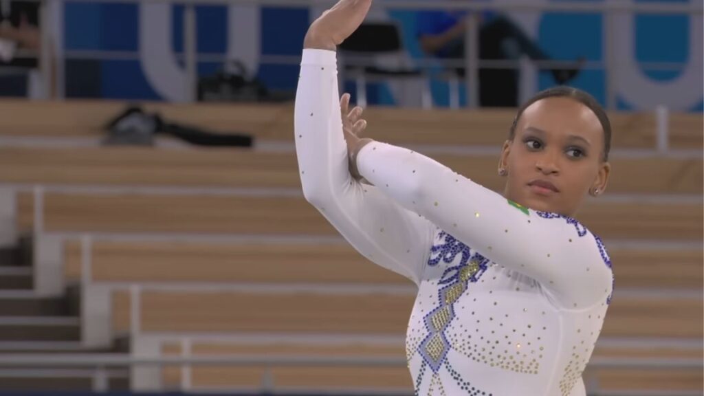 Relembre o primeiro ouro olímpico de Rebeca Andrade em 2021