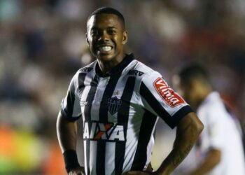 Robinho durante jogo do Atlético-MG em 2017