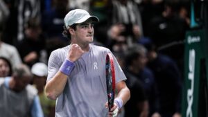 João Fonseca em ação no Masters de Paris