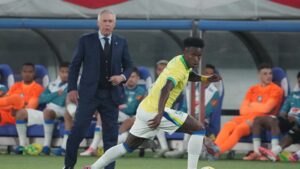 Ancelotti e Vini Jr em jogo da Seleção Brasileira