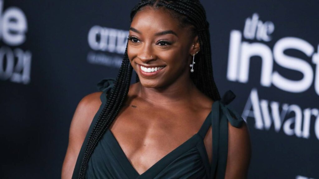 Fortuna de Simone Biles reflete sucesso dentro e fora da ginástica