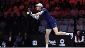 Sinner durante jogo contra Alcaraz