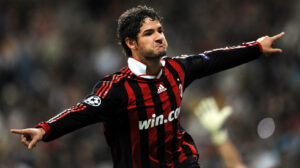 As lesões que acabaram com a carreira de Alexandre Pato