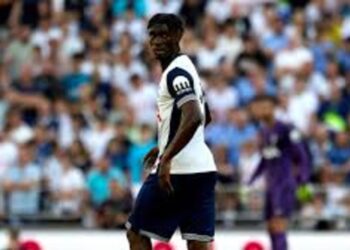 Yves Bissouma - Créditos: www.heute.at