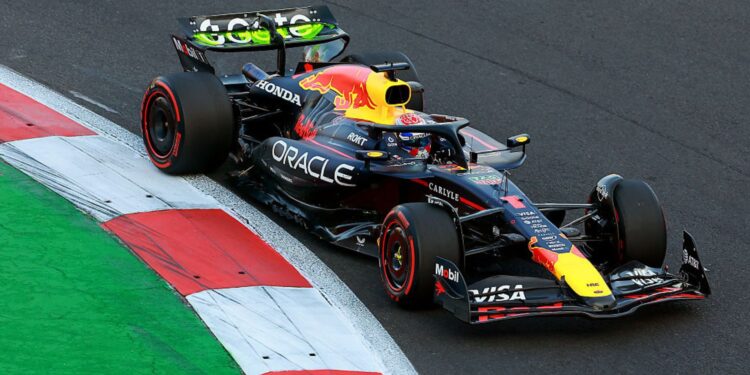 Verstappen em treino livre no GP do México