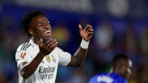 Vini Jr comemorou o domingo de vitórias