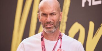 Zidane durante corrida de Fórmula 1
