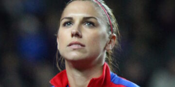 Como a Alex Morgan revolucionou o marketing no futebol feminino
