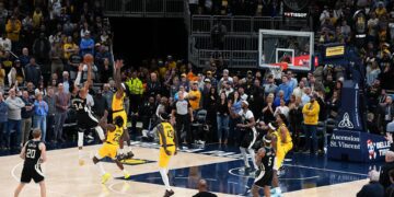 Bucks vencem os Pacers pela NBA