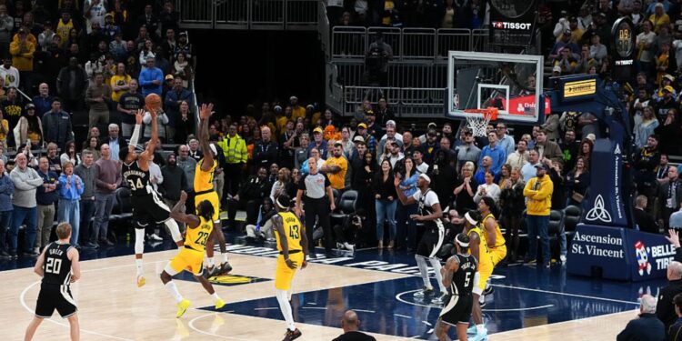 Bucks vencem os Pacers pela NBA