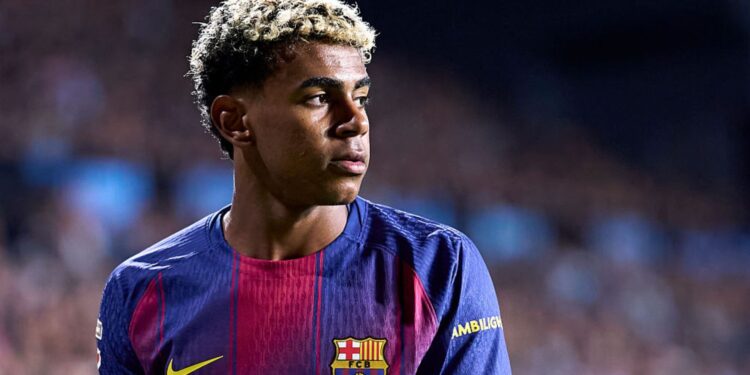 Lamine Yamal é cortado da seleção da Espanha