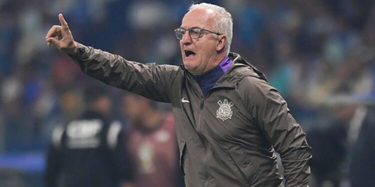 Dorival reconhece superioridade do Cruzeiro sobre o Corinthians
