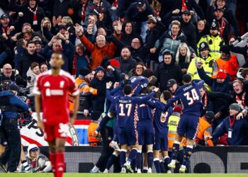 Liverpool é goleado pelo PSV pela Champions League