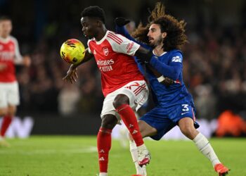 Chelsea e Arsenal empatam pela Premier League