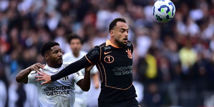 Lance do jogo entre Corinthians x Ceará