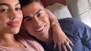 Anel de noivado de Cristiano Ronaldo impressiona pelo luxo e 30 quilates de diamante