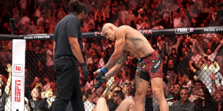 Potência biomecânica que maximiza a transferência de energia do corpo ao alvo. - Créditos : Instagram @alexpoatanpereira