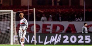 Lucas Moura passa por procedimento e deve voltar apenas em 2026