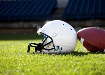 Jogador famoso morre aos 24 anos e choca a NFL