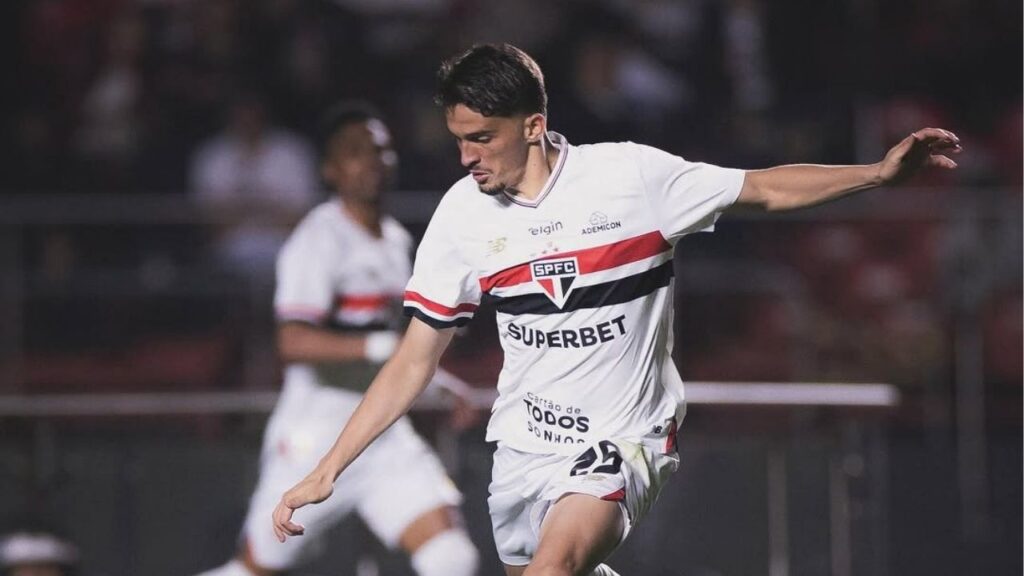 Meio-campista lesionado desfalca São Paulo e preocupa time e torcedores