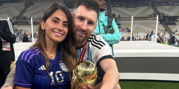 O amor adolescente de Messi que o acompanhou por toda sua carreira